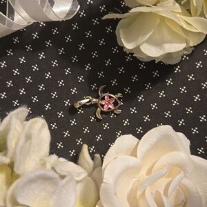 Vintage Signed Lia Sophia Pink flower crystal silver turtle charm Rare &…